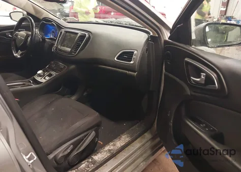 2016 Chrysler 200 Limited из США, поврежденный, VIN 1C3CCCAB3GN124061